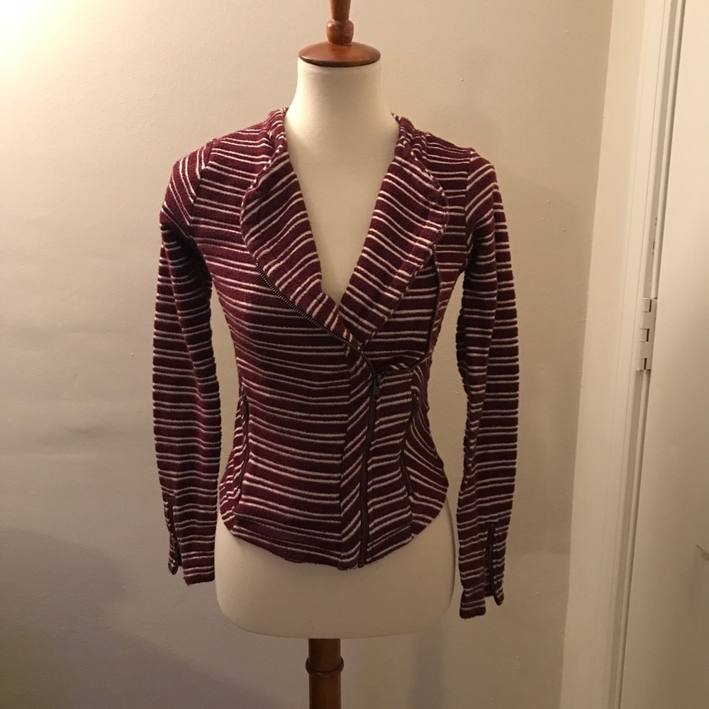 🍌EUC Lucky Brand Zip Sweater🍌